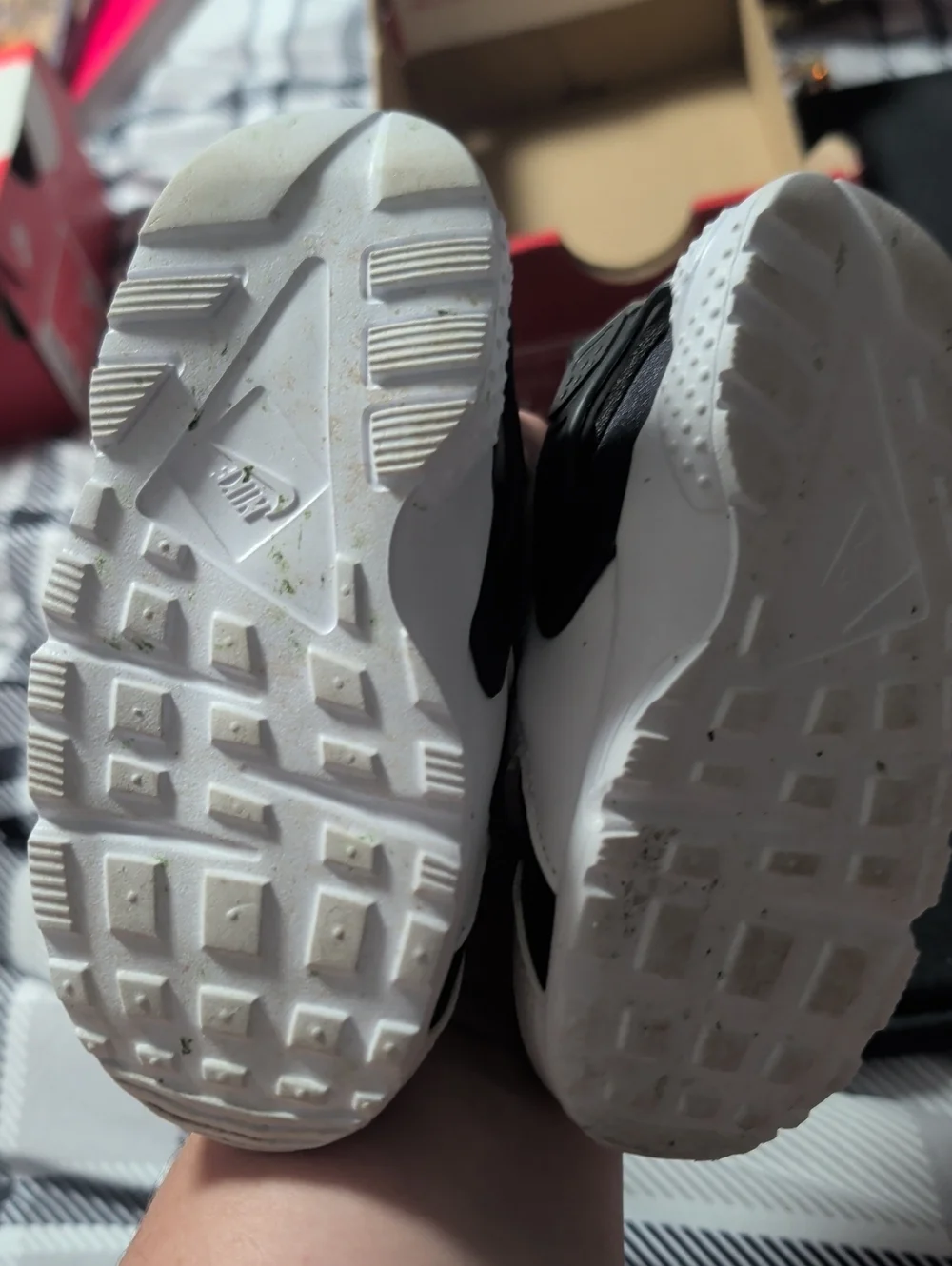Nike Toddler Black & White Huarache Run (Toddler, Size 7c)